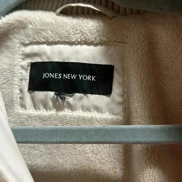 Jones, New York coat size large - Picture 3 of 8